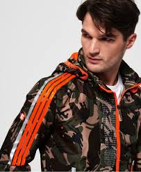 Pour vous accompagner dans vos activités de plein air, superdry a imaginé des vestes pour homme aussi pratiques que confortables. Superdry Veste Camouflage Sprint Attacker Vestes Et Manteaux Pour Homme