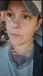 Lacey Albright's Instagram, Twitter & Facebook