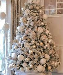 72 Best Christmas Tree Decoration Ideas To Get Inspired This Year Ecemella In 2021 Best Christmas Tree Decorations Christmas Christmas Tree Themes