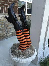 Witch Legs Halloween Decoration Made From Mannequin Legs And Thigh High Socks You Can Find Halloween Decorations Diy Outdoor Halloween Displays Halloween Diy