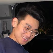 Andrew Fleet's Instagram, Twitter & Facebook