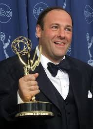 🌟James Gandolfini gave each actor in “The Sopranos” $33,000 of his own  money. Steven Van Zandt said: “It wasn't to settle a salary dispute. He had  gotten a big raise and just