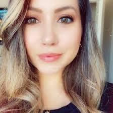 Sabrina Bearden's Instagram, Twitter & Facebook