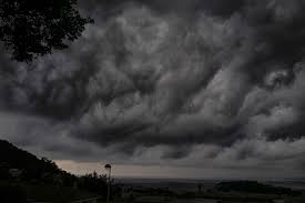 Voir plus d'idées sur le thème couleur orange, esthétique orange, fond d'écran orange. Meteo Ou Faut Il Craindre Des Orages Ce Samedi 1er Aout