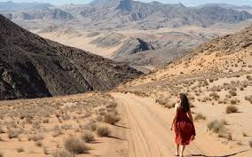 One of the most celebrated motion pictures ever to explore the art of music, tous les matins du monde presents renowned actor gerard depardieu pascal quignard wrote a novel on his life, which was published in 1991, entitled tous les matins du monde. it was an immediate hit, and alain. Namibie Tournage Au Pays Des 1000 Deserts Poesy By Sophie