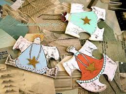 Make craft projects out of boxes, old cd's, plastic tubs, plastic and paper cups, toilet paper rolls, glass and plastic jars, jar lids, bottle caps, drinking straws, popsicle sticks and other recylable materials. 35 Amazing Puzzle Pieces Craft Ideas Hubpages