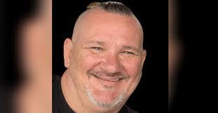 Tara Pike's Instagram, Twitter & Facebook