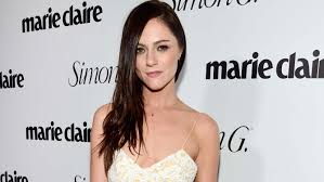 After a decade of hard work and small roles in australia, she landed her breakout role playing princess eleanor on e!'s first ever scripted series, the royals. The Royals Star Alexandra Park Says She Was Exposed To Reprehensible Behavior By Ep Mark Schwahn Entertainment Tonight