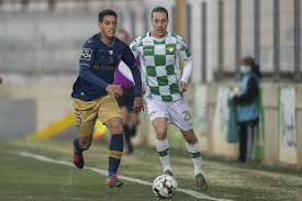 Santa clara have seen under 2.5 goals in 6 of their last 7 home matches against moreirense in all. Santa Clara Bate Moreirense E Chega Pela Primeira Vez Aos Quartos De Final Renascenca