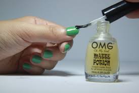 I hope enjoy this fun and easy d.i.y on how to make your nails matte with corn starch. Make Your Own Matte Top Coat As Easy As 3 Steps