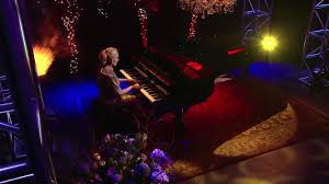 Jeune révélation française de la musique électronique, fakear dévoile animal, un premier album solaire aux beats sensuels, dont les mélodies subtiles tiennent autant du voyage poétique que de l'expérience sous psychotropes. Les Feux De L Amour Episode Diffuse Le 14 Juillet 2017 Sur Cbs Aux Usa Soap Passion Com