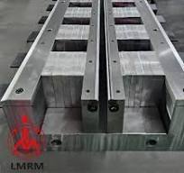 What are the main benefits of using adjustable dies in plate ...