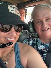 Helicopter transfer company from airport to resort?