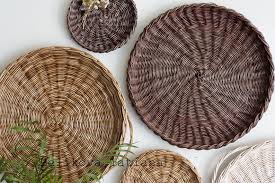 Set Of 5 Wall Basket Tray Round Basket Tray Natural Rustic Etsy In 2020 Baskets On Wall Plates On Wall Basket Decoration