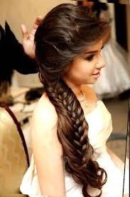 Find the haircut that suits you best with our hairstyle ideas, tutorials and photos. Wedding Hairstyles For Long Faces Minimalist Hairstyles For Long Hair Round Face Indian H Hair Styles Long Face Hairstyles Box Braids Hairstyles