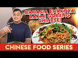 Mie goreng (or mee goreng) is an indonesian noodle dish that's also found in malaysia and other parts of south east asia. Rahasia Enaknya Bakmi Goreng Chinese Chinese Food Series Youtube