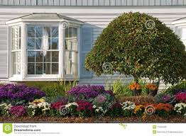 10 Bay Window Garden Ideas Awesome As Well As Beautiful Landscape Plans Bay Window Exterior Landscaping Images