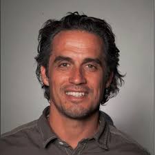 Vincent Cobb's Instagram, Twitter & Facebook