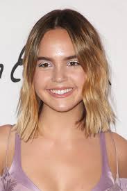 Bailee Madison's Hairstyles & Hair Colors