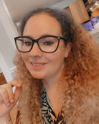 Paige Lewis's Instagram, Twitter & Facebook