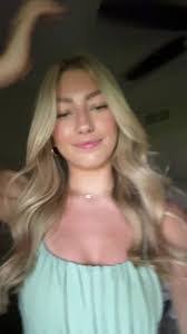 Abby Connell's Instagram, Twitter & Facebook