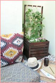 Sein neuartiges, reliefartiges design machen ihn zum echten hingucker in ihrem. Blumenkasten Selber Bauen Mit Rankhilfe Frau Friemel