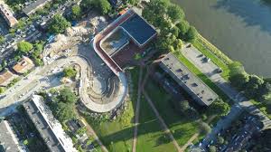 The good news is that they are going to fix the skidding problems that have cursed the dafne schippersbrug in utrecht during cold weather. Aanlanding Dafne Schippers Brug Oog In Al Youtube