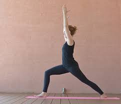 In der ruhe liegt hier die kraft. Anti Stress Yoga 10 Ubungen Mit Sofort Effekt