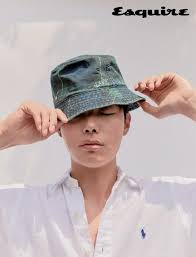 Kdrama lucky romance star ryu jun yeol is keeping himself busy not only with his upcoming films the king. K Photo Reel Ryu Jun Yeol For Esquire Korea June 2019 Issue