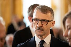 Do neo-KRS bis idą: sędzia od rodzinnych awansów, sędzia od kilku „etatów”  i były prezes od Ziobry