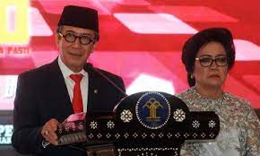 Ia bertugas di komisi ii yang membidangi pemerintahan dalam. Quy4qpgdhvr2gm