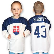 Pokud běžně nosíte tričko l, objednejte hokejový dres velikost xl, při silné postavě i xxl. Hokejovy Dres Slovensko Znak Biely Detsky Fanshop Sb