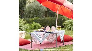 Table In A Bag Reviews Crate And Barrel Picnic Barrel Table Crate And Barrel