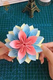Make your pencils special with this sweet little felt rolled rose craft. 10 Easy And Beautiful Flowers Ideas Diy Tutorials Videos Part 1 Beauty Flowers 10 Easy And Beautiful Paper Flowers Craft Flower Diy Crafts Flower Crafts