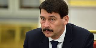 Find janos ader stock photos in hd and millions of other editorial images in the shutterstock collection. Bako Bea Ader Janos Visszaadhatja A Jogi Diplomajat Mandiner