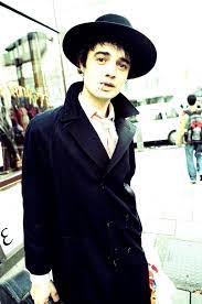 Pete doherty tells fans 'f*** the tories' ahead of general election. Pete Doherty Wikiwand