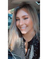 Lori Higginbotham's Instagram, Twitter & Facebook