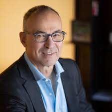 I'm happy to share that I'm starting a new position as Associate General  Counsel, Europe and Data and Corporate Governance Director at Lemonade!