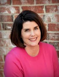 Leslie Littlejohn's Instagram, Twitter & Facebook