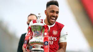 Han spiller angrep og er en del av det gabonske landslaget. Pierre Emerick Aubameyang Arsenal Striker Set To Sign New Deal Football News Sky Sports