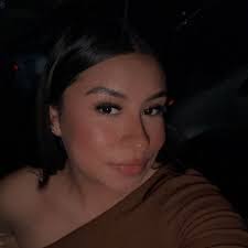 Stacy Arellano's Instagram, Twitter & Facebook