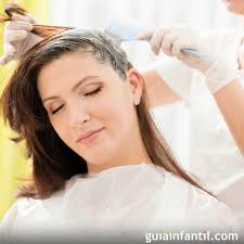 Estoy embarazada. ¿Puedo teñir mi pelo?