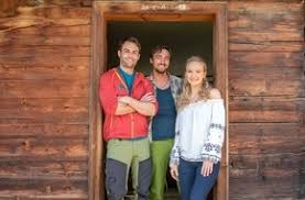 Großer esstisch französisches landhaus antike möbel schubladen braun buffet shabby provence esstisch. Dreharbeiten Zu Neuer Herzkino Reihe Mein Tisch In Der Provence Presseportal