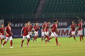 Jersey ini berwarna merah yang identik dengan indonesia, dan sedikit sentuhan putih. Parade Jersey Timnas Di Piala Aff 2016 Bolalob Com