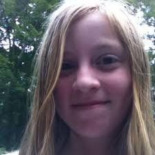 Ella Driscoll (@Ellatweets4Ever)