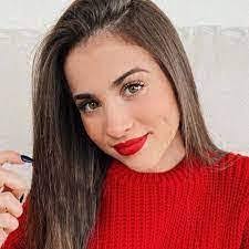 Valeria Pack's Instagram, Twitter & Facebook