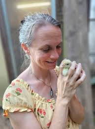 Laura Raine's Instagram, Twitter & Facebook