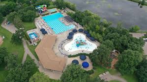 An array of activities can be enjoyed on site or in the surroundings, including skiing. Beat The Heat 15 Outdoor Water Parks In The Twin Cities Bring Me The News