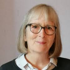 Dawn Hamill's Instagram, Twitter & Facebook