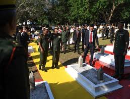 Ada 20 gudang lagu sejarah rejimen askar melayu diraja terbaru, klik salah satu untuk download lagu mudah dan cepat. Bernama Sultan Kedah Ziarah Pusara Rejimen Askar Melayu Diraja